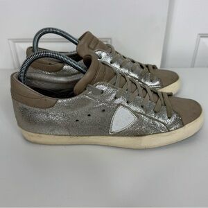 Philippe Model Grey Metallic Leather Low Top Casual Sneakers‎ 39 EU Or 8-8.5 US